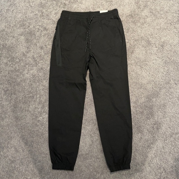 American Eagle Outfitters Other - Men’s American Eagle Active Joggers